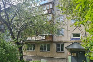 Продам квартиру 2-х комнатную с общей площадью 49.9м2, 3/5 эт., на улице 60-летия октября б-р, Советский район, г. Нижний Новгород, Нижегородская обл., Россия, агентство Интернет-партнер