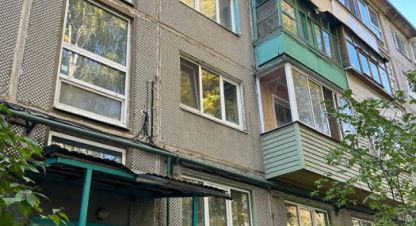 Продам квартиру 1 комнатную с общей площадью 34.4м2, 4/5 эт., на улице Марата, г. Тула, Тульская обл., Россия, агентство JCat. Фотография №1