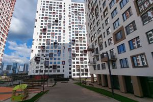 Продам квартиру 1 комнатную с общей площадью 39.13м2, 23/24 эт., на улице Щербакова ул, Уктус район, г. Екатеринбург, Свердловская обл., Россия, агентство Интернет-партнер