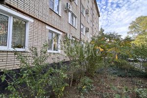 Продам квартиру 3-х комнатную с общей площадью 59.4м2, 5/5 эт., на улице Кириченко, г. Горячий Ключ, Краснодарский край, Россия, агентство Интернет-партнер