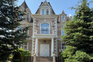 Продам дом с общей площадью 582м2, на улице Восточная, г. Русская  коттеджный пок, Московская обл., Россия, агентство Absolute Realty Advisors