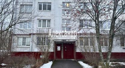 Продам квартиру 2-х комнатную с общей площадью 53.1м2, 3/5 эт., на улице Швейцарская ул, г. Ломоносов, Санкт-Петербург, Россия, агентство Интернет-партнер. Фотография №1