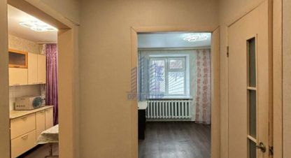 Продам квартиру 1 комнатную с общей площадью 29м2, 1/9 эт., на улице Ивана Яковлева, г. Чебоксары, Чувашия респ., Россия, агентство Агентство недвижимости Ориентир. Фотография №1