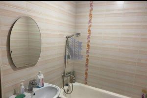 Продам квартиру 1 комнатную с общей площадью 32.3м2, 8/9 эт., на улице 10-й пятилетки, г. Новочебоксарск, Чувашия респ., Россия, агентство Агентство недвижимости Ориентир