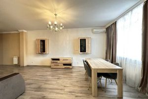 Продам квартиру 2-х комнатную с общей площадью 76м2, 5/23 эт., на улице Героїв сталінграду, Оболонский район, г. Киев, Киев, Украина, агентство Aspo.biz