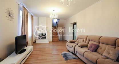 Купить дом 5-ти комнатную, 280 кв. м., Украина, г. Гнедин. Фотография №10