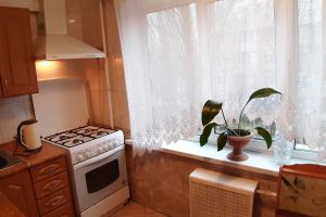 Сдам квартиру 2-х комнатную с общей площадью 45м2, 4/5 эт., на улице Верховного совета бульв., Днепровский район, г. Киев, Киев, Украина, агентство Aspo.biz Сдам квартиру 2-х комнатную с общей площадью 45м2, 4/5 эт., на улице Верховного совета бульв., Днепровский район, г. Киев, Киев, Украина, агентство Aspo.biz