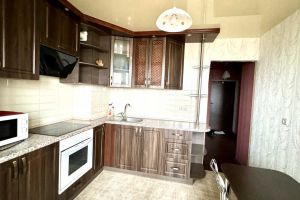 Сдам квартиру 1 комнатную с общей площадью 42м2, 10/20 эт., на улице Симона петлюри, г. Бровары , Киевская обл., Украина, агентство Aspo.biz