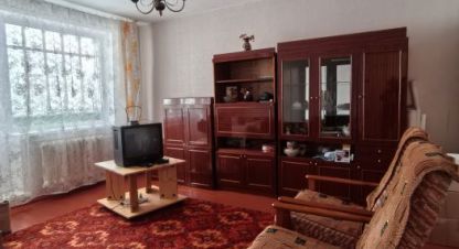 Продам квартиру 3-х комнатную с общей площадью 62.9м2, 3/5 эт., на улице Мира пр-кт, Правый берег район, г. Усть-Илимск, Иркутская обл., Россия, агентство Агентство Недвижимости ЖФ-Илим. Фотография №1