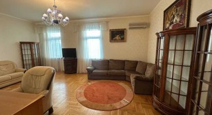 Продам квартиру 3-х комнатную с общей площадью 128м2, 5/8 эт., на улице Євгена коновальця, г. Днепр, Днепропетровская обл., Украина, агентство Aspo.biz. Фотография №1