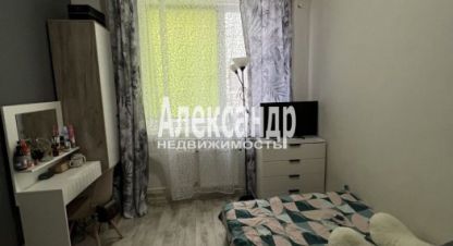 Купить комнату, 9 кв. м. Фотография №1 Продам комнату с общей площадью 9м2, 2/5 эт., на улице Ленинградская выборвокзальная, Выборгский район, г. Выборг, Ленинградская обл., Россия, агентство Александр-Недвижимость. Фотография №1