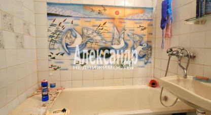 Купить квартиру 3-х комнатную, 62.5 кв. м., Россия, г. Тихвин. Фотография №9