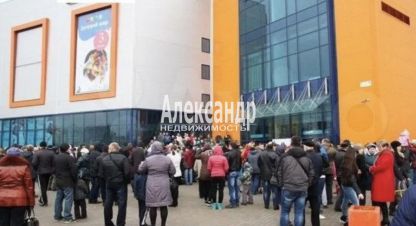 Снять торговое помещение в г. Гатчина. Фотография №3