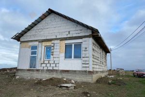 Продам дом 4-х комнатный с общей площадью 130м2, на улице Санаторная ул, г. Тамань ст-ца, Краснодарский край, Россия, агентство Мореон Инвест