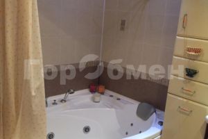 Продам квартиру 3-х комнатную с общей площадью 108.4м2, 10/17 эт., на улице Угрешская ул, г. Дзержинский, Московская обл., Россия, агентство ГорОбмен