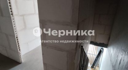 Купить квартиру 5-ти комнатную, 111.2 кв. м., Россия, г. Каменск-Шахтинский. Фотография №9