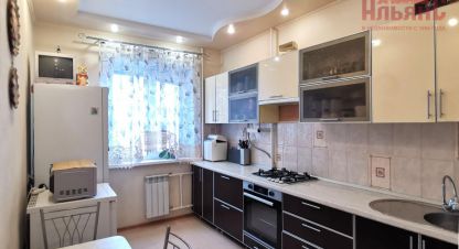 Продам квартиру 2-х комнатную с общей площадью 65м2, 3/9 эт., на улице Куликова, г. Астрахань, Астраханская обл., Россия, агентство Альянс. Фотография №1