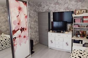 Продам квартиру 3-х комнатную с общей площадью 64.5м2, 2/12 эт., на улице Фруктовая, г. Москва, Москва, Россия, агентство АН GOLDEN CITY