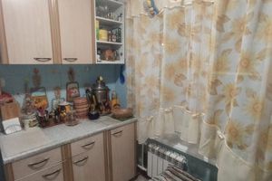 Продам квартиру 3-х комнатную с общей площадью 59.9м2, 2/9 эт., на улице Коммунистическая ул, г. Сыктывкар, Коми респ., Россия, агентство Интернет-партнер