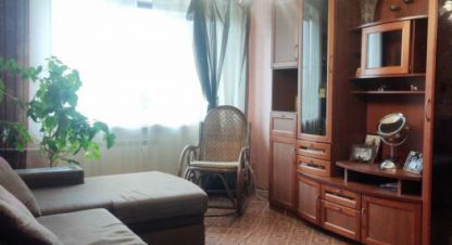Продам квартиру 2-х комнатную с общей площадью 43м2, 5/5 эт., на улице Мелиоративная, Трусовский район, г. Астрахань, Астраханская обл., Россия, агентство Первоздание. Фотография №1
