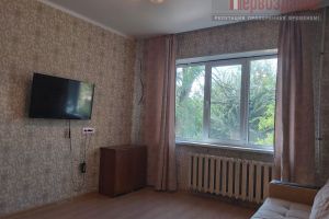 Продам квартиру 2-х комнатную с общей площадью 48.9м2, 1/9 эт., на улице Батайская, Советский район, г. Астрахань, Астраханская обл., Россия, агентство Первоздание
