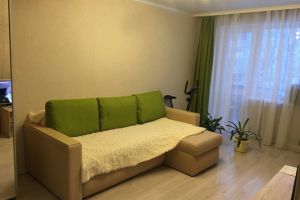 Продам квартиру 3-х комнатную с общей площадью 61.7м2, 4/5 эт., на улице Малышева ул, г. Сыктывкар, Коми респ., Россия, агентство Интернет-партнер