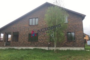 Продам коттедж/дачу 5-ти комнатную с общей площадью 250м2, на улице Северная ул, Привокзальный район, г. Харино, Тульская обл., Россия, агентство АН Астория