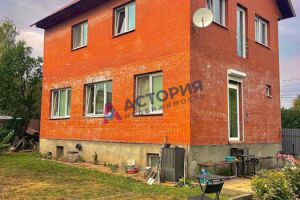 Продам коттедж/дачу 6-ти комнатную с общей площадью 181м2, на улице Врубовый пер, Центральный район, г. Тула, Тульская обл., Россия, агентство АН Астория