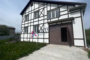 Продам коттедж/дачу 5-ти комнатную с общей площадью 240м2, на улице Ромашковая ул, г. Маслово с, Тульская обл., Россия, агентство АН Астория