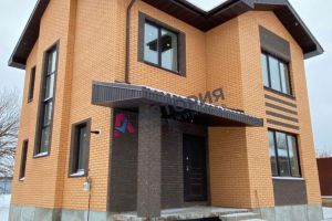 Продам дом 4-х комнатный с общей площадью 129.9м2, на улице Восточный мкр 1-й проезд, Привокзальный район, г. Рассвет, Тульская обл., Россия, агентство АН Астория