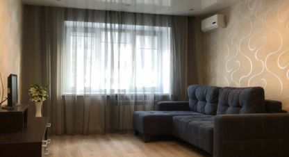 Сдам квартиру 1 комнатную с общей площадью 34м2, 2 эт., на улице Бумажников ул, г. Каменногорск, Ленинградская обл., Россия, агентство ОБЩЕСТВО С ОГРАНИЧЕННОЙ ОТВЕТСТВЕННОСТЬЮ ДОМ24.РУ . Фотография №1