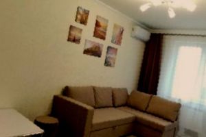 Сдам квартиру 2-х комнатную с общей площадью 42м2, 2/5 эт., на улице Продольная, г. Новопавловск, Ставропольский край, Россия, агентство ОБЩЕСТВО С ОГРАНИЧЕННОЙ ОТВЕТСТВЕННОСТЬЮ "ДОМ24.РУ" 