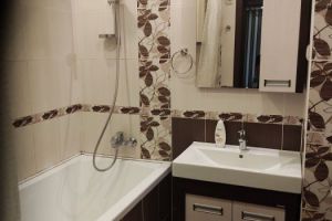 Сдам квартиру 1 комнатную с общей площадью 40м2, 2/5 эт., на улице Дзержинского, г. Мценск, Орловская обл., Россия, агентство ОБЩЕСТВО С ОГРАНИЧЕННОЙ ОТВЕТСТВЕННОСТЬЮ "ДОМ24.РУ" 