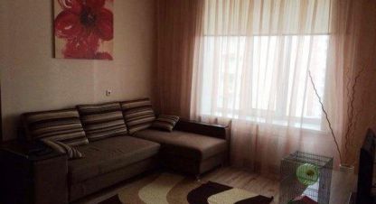 Сдам квартиру 2-х комнатную с общей площадью 55м2, 3/6 эт., на улице Мичурина ул, г. Магнитогорск, Челябинская обл., Россия, агентство ОБЩЕСТВО С ОГРАНИЧЕННОЙ ОТВЕТСТВЕННОСТЬЮ ДОМ24.РУ . Фотография №1
