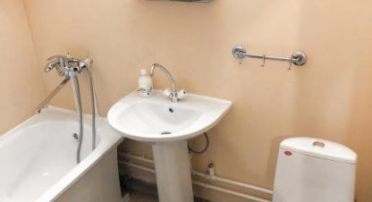 Снять 1 комнатную квартиру на улице Октябрьская г. Котовск. Фотография №4