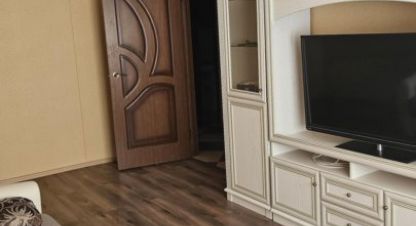 Сдам квартиру 1 комнатную с общей площадью 40м2, 2/9 эт., на улице Островского, г. Арсеньев, Приморский край, Россия, агентство ОБЩЕСТВО С ОГРАНИЧЕННОЙ ОТВЕТСТВЕННОСТЬЮ ДОМ24.РУ . Фотография №1