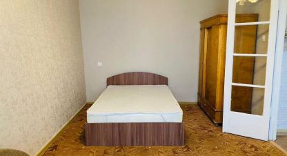 Сдам квартиру 1 комнатную с общей площадью 37м2, 3/5 эт., на улице Ульяновская ул, г. Новоульяновск, Ульяновская обл., Россия, агентство ОБЩЕСТВО С ОГРАНИЧЕННОЙ ОТВЕТСТВЕННОСТЬЮ ДОМ24.РУ . Фотография №1