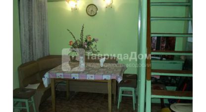 Продам квартиру 2-х комнатную с общей площадью 45м2, 1/1 эт., на улице Чехова ул, Центр район, г. Феодосия , Крым авт. респ., Россия, агентство ТавридаДом.ру. Фотография №1