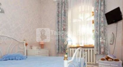 Купить 5-ти комнатную дом в г. Феодосия . Фотография №2