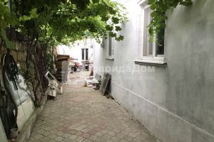 Продам дом 3-х комнатный с общей площадью 80м2, Центр район, г. Феодосия , Крым авт. респ., Россия, агентство ТавридаДом.ру