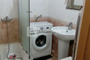 Продам квартиру 2-х комнатную с общей площадью 46.3м2, 5/5 эт., на улице Украинская ул, Центр район, г. Феодосия , Крым авт. респ., Россия, агентство ТавридаДом.ру