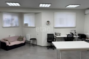 Продам офисное помещение с общей площадью 35.1м2, на улице Заполярная, СМР район, г. Краснодар, Краснодарский край, Россия, агентство ООО Этажи - Кубань Коммерция 