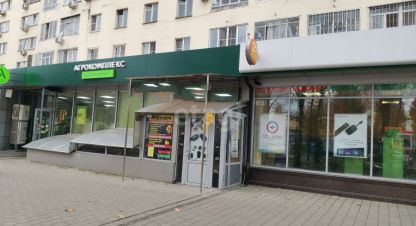 Сдам торговое помещение с общей площадью 700м2, на улице Ставропольская, ЧМР район, г. Краснодар, Краснодарский край, Россия, агентство ООО Этажи - Кубань Коммерция . Фотография №1