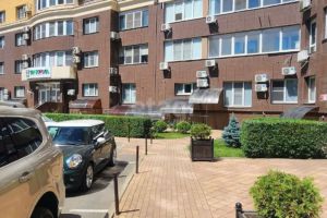 Сдам торговое помещение с общей площадью 228м2, на улице Кожевенная 6 стр, Кожзавод микро район, г. Краснодар, Краснодарский край, Россия, агентство ООО Этажи - Кубань Коммерция 
