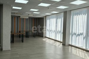 Сдам офисное помещение с общей площадью 140.35м2, на улице Кубанская Набережная, ЦМР район, г. Краснодар, Краснодарский край, Россия, агентство ООО Этажи - Кубань Коммерция 