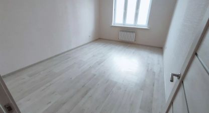 Продам квартиру 2-х комнатную с общей площадью 63.7м2, 6/9 эт., на улице Гусева, Московский район, г. Тверь, Тверская обл., Россия, агентство Флэтис. Фотография №1