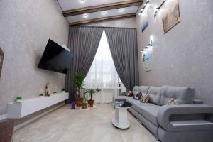 Продам дом 3-х комнатный с общей площадью 195м2, на улице Майора витязя, г. Витязево, Краснодарский край, Россия, агентство JCat