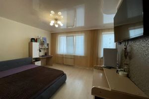 Продам квартиру 1 комнатную с общей площадью 35м2, 1/5 эт., на улице Октябрьская, Центральный район, г. Таганрог, Ростовская обл., Россия, агентство агентство недвижимости "Мир Жилья" 