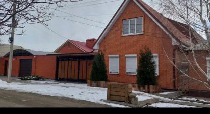 Продам дом 5-ти комнатный с общей площадью 183м2, на улице Панфилова, Западный район, г. Таганрог, Ростовская обл., Россия, агентство агентство недвижимости Мир Жилья . Фотография №1