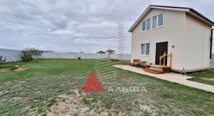 Продам дом 3-х комнатный с общей площадью 52м2, на улице Крымская, г. Молочное, Крым авт. респ., Россия, агентство Альфа Недвижимость. Фотография №1